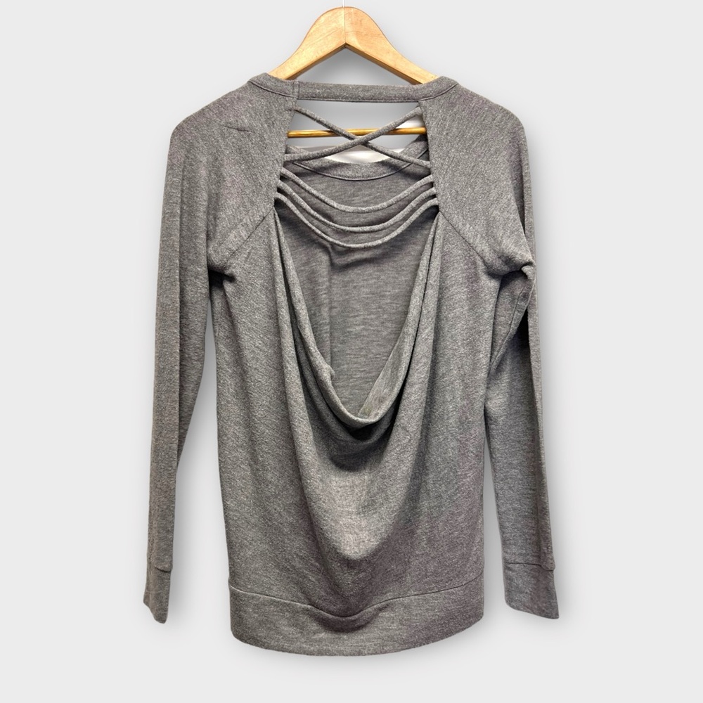 Chaser Open Back Lightweight Sweater Shirt Top Strappy Long Sleeve NWT Medium
